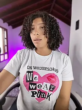 DannaBerry online show from March 25, 2026, 2:38 pm