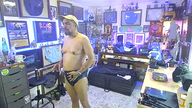 Briefs bud online show from April 12, 2026, 10:13 pm