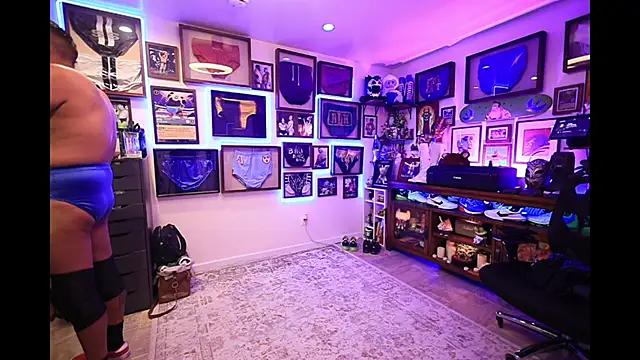 Briefs bud online show from February 11, 2025, 3:29 am