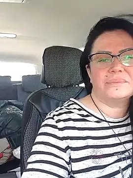 x  KHALEESI  x online show from February 21, 2025, 11:11 am