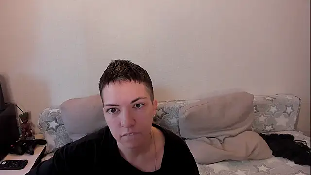 secret dreams   online show from September 22, 2025, 7:25 am