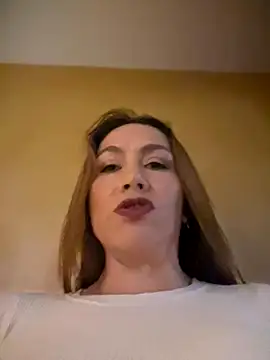 angelitasexy81 online show from November 24, 2025, 10:26 am