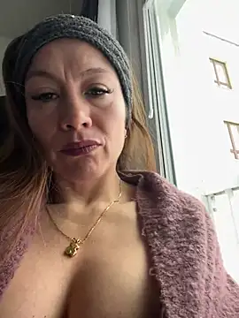 angelitasexy81 online show from March 15, 2025, 7:53 am