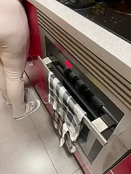 angelitasexy81 online show from February 26, 2025, 3:10 pm