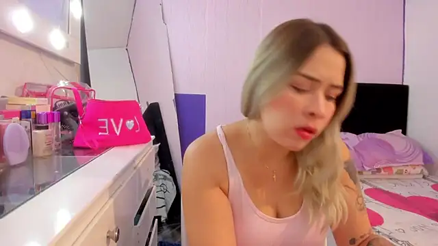 Snapshot of Byanca_Winklar chatting on February 15, 2025, 5:28 pm Byanca Winklar online show from February 15, 2025, 5:28 pm