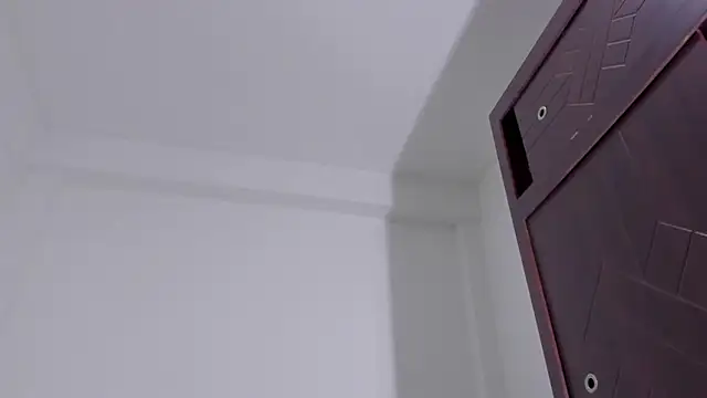 Emma lean online show from October 21, 2025, 11:42 am