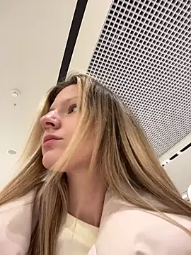 MaryHiggins online show from April 16, 2026, 12:17 pm