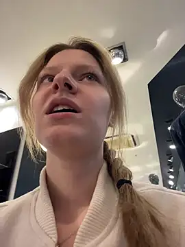 MaryHiggins online show from March 29, 2026, 1:35 pm