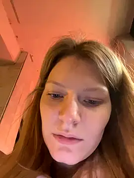 MaryHiggins online show from September 22, 2025, 6:36 pm