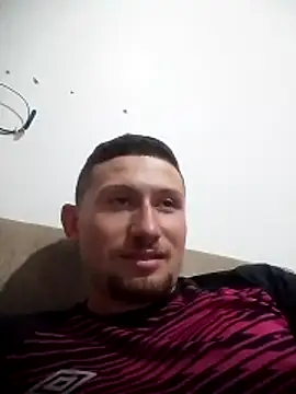 Juninho5755 online show from November 18, 2025, 10:13 pm