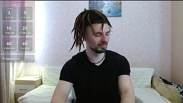 Snapshot of Aestheticguy101 chatting on April 19, 2026, 8:15 am Aestheticguy101 online show from April 19, 2026, 8:15 am