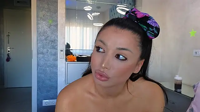 Theowonder online show from September 22, 2025, 6:19 am