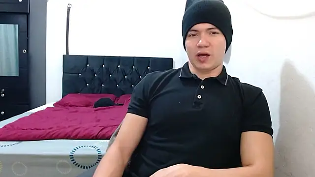 suckmydickbitch97 online show from September 28, 2025, 12:01 pm