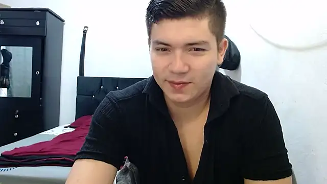 suckmydickbitch97 online show from September 19, 2025, 12:20 pm