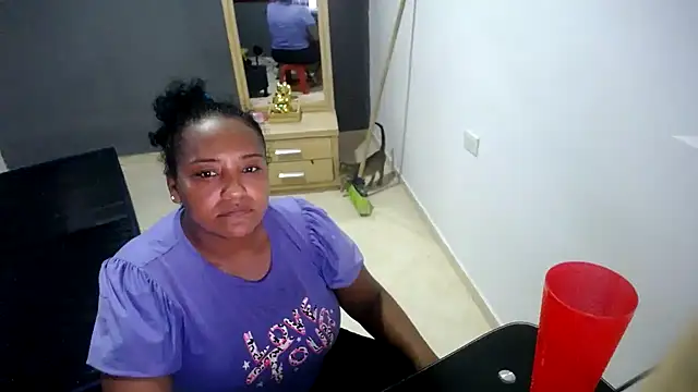 marysol83 online show from May 15, 2026, 11:47 pm