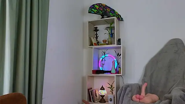 Emma Wish online show from February 28, 2025, 3:37 pm