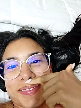 Angelinalombardi  online show from November 7, 2025, 1:32 am