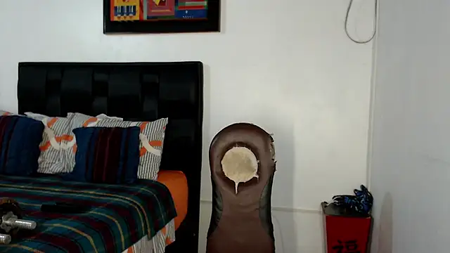 Snapshot of thommerxxx chatting on January 22, 2025, 6:20 pm thommerxxx online show from January 22, 2025, 6:20 pm