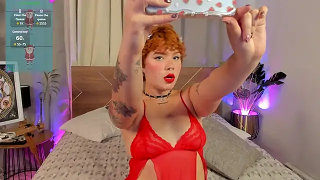 Amy art online show from November 23, 2025, 8:19 pm