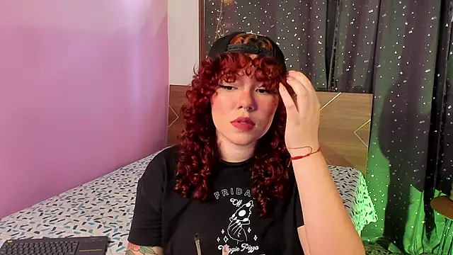 Amy art online show from March 14, 2025, 6:07 pm