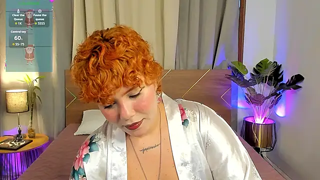 Amy art online show from November 28, 2025, 7:47 pm