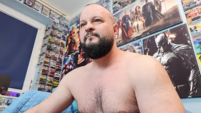 Muscle Bear online show from April 6, 2026, 4:46 am