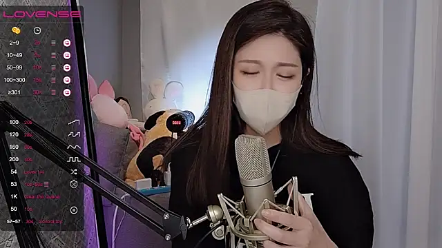 tw lala online show from March 18, 2025, 7:12 pm