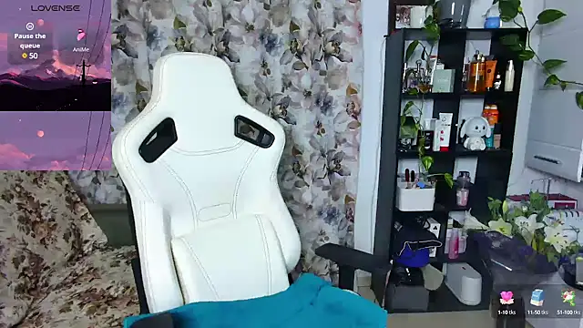 Selenna57 online show from December 1, 2024, 6:24 pm