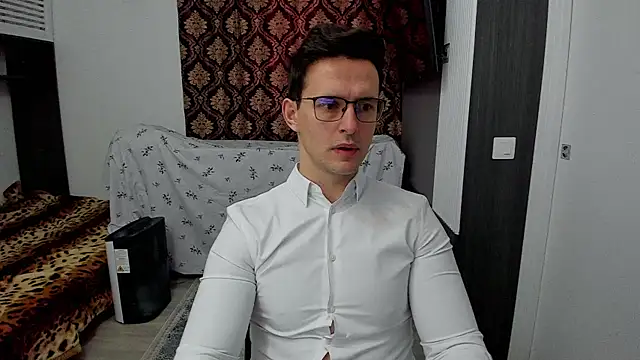 sexxymuscles4u online show from March 11, 2025, 10:07 am