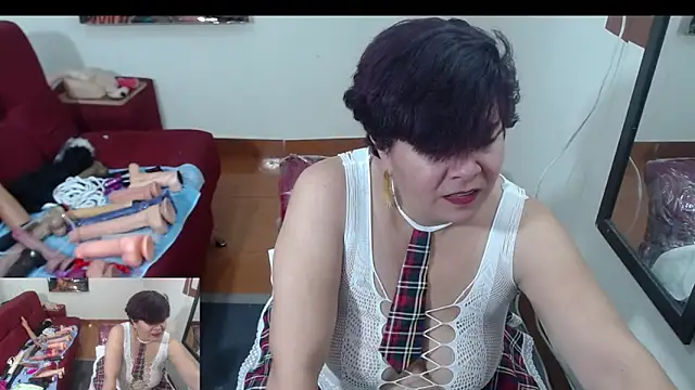 angelitolove727 online show from October 10, 2025, 7:47 pm