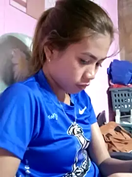 Cutie body11 online show from January 15, 2026, 12:52 pm