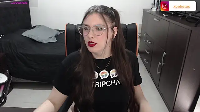 xxbbtaa online show from December 18, 2025, 8:12 pm