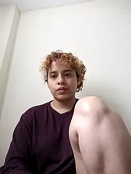 EmmaMelissa0521 online show from October 11, 2025, 7:59 pm