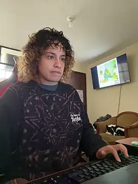 EmmaMelissa0521 online show from April 21, 2026, 7:09 pm