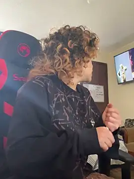 EmmaMelissa0521 online show from April 23, 2026, 7:04 pm