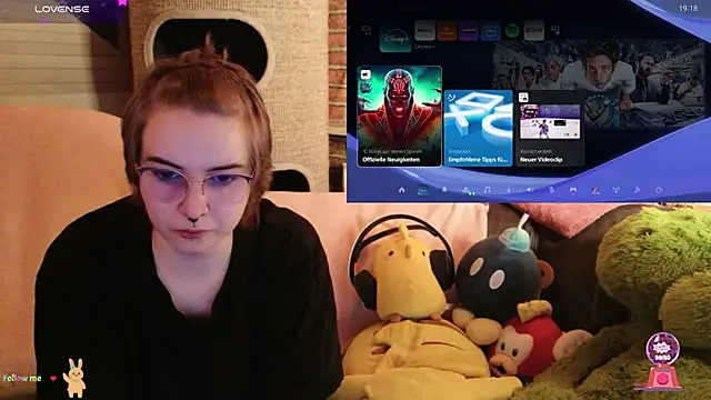 GamerGirl Eve online show from November 25, 2025, 6:19 pm