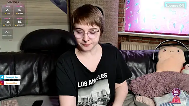 GamerGirl Eve online show from September 24, 2025, 4:02 pm