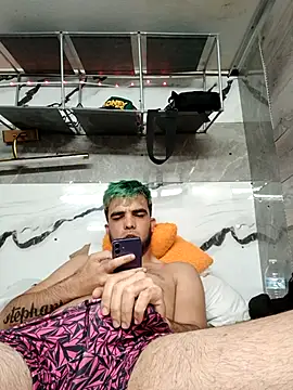 Snapshot of Joseitox21 chatting on February 3, 2026, 10:37 pm Joseitox21 online show from February 3, 2026, 10:37 pm