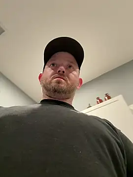 smokeymt420 online show from April 1, 2026, 8:04 am