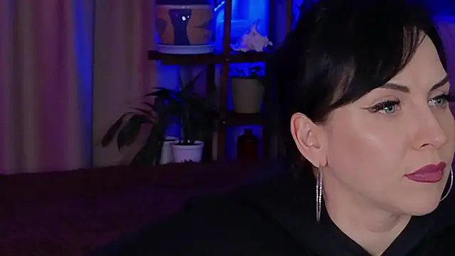 Snapshot of lily_conor chatting on November 10, 2025, 4:23 pm lily conor online show from November 10, 2025, 4:23 pm