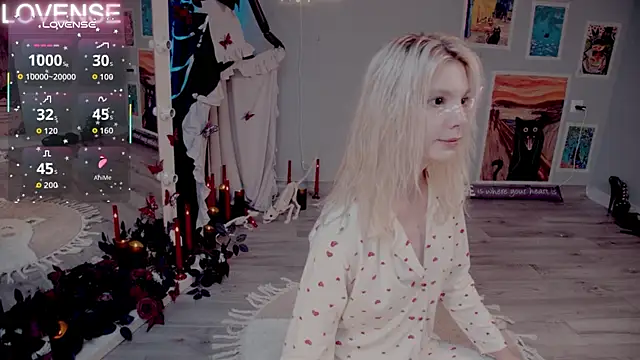 Careful i bite online show from November 8, 2025, 5:33 am