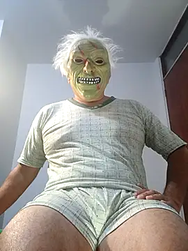 chicoguapo8 online show from October 30, 2025, 7:50 am