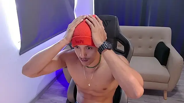 Liam V online show from May 5, 2026, 4:43 pm