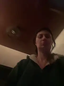 Snapshot of Flossy_Vettie chatting on February 2, 2026, 11:59 pm Flossy Vettie online show from February 2, 2026, 11:59 pm