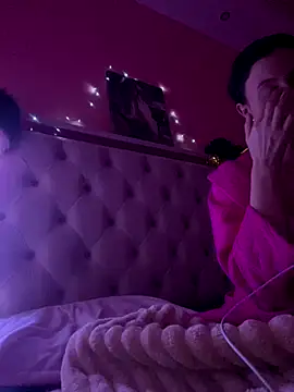 Flossy Vettie online show from January 9, 2026, 2:29 am