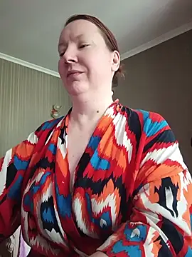 GoddessLara online show from June 12, 2026, 1:36 am
