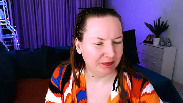 GoddessLara online show from January 8, 2025, 2:35 am