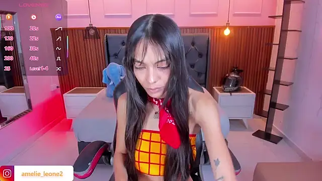 AMELIELEONE online show from October 1, 2025, 12:31 pm