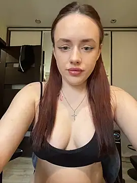 Snapshot of Lisaaan chatting on April 27, 2026, 1:31 pm Lisaaan online show from April 27, 2026, 1:31 pm