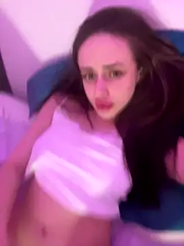 Lisaaan online show from October 24, 2025, 9:36 pm